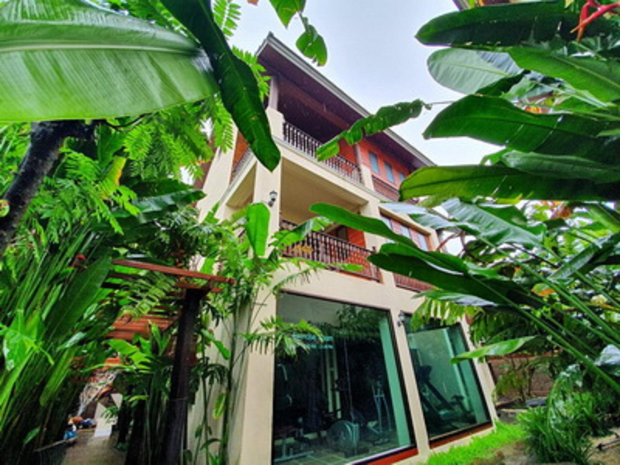Shewe Wana Suite Resort Чиангмай Экстерьер фото